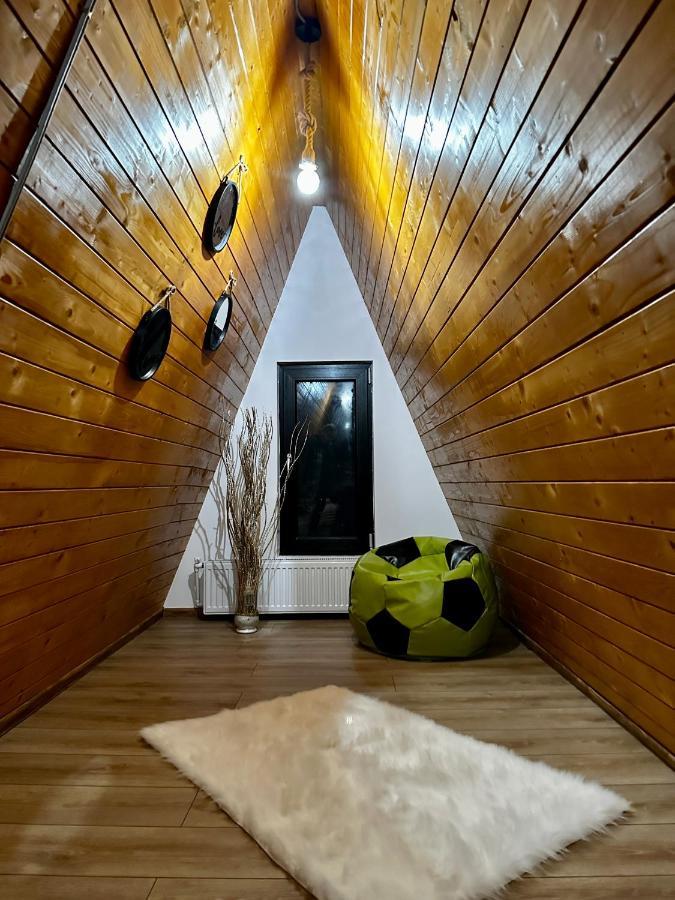 A-Frame Bucovina- Paradis Bucovinean Capu Cimpului Ngoại thất bức ảnh