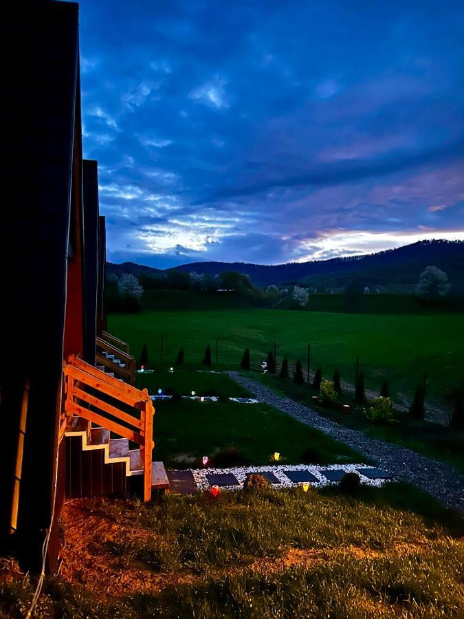 A-Frame Bucovina- Paradis Bucovinean Capu Cimpului Ngoại thất bức ảnh